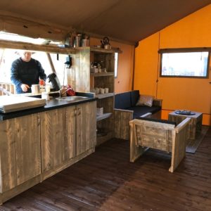 Glamping Terraza tienda safari