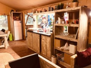 Glamping Terraza tienda safari