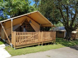Glamping Terraza tienda safari