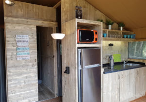 Cocina en tienda safari