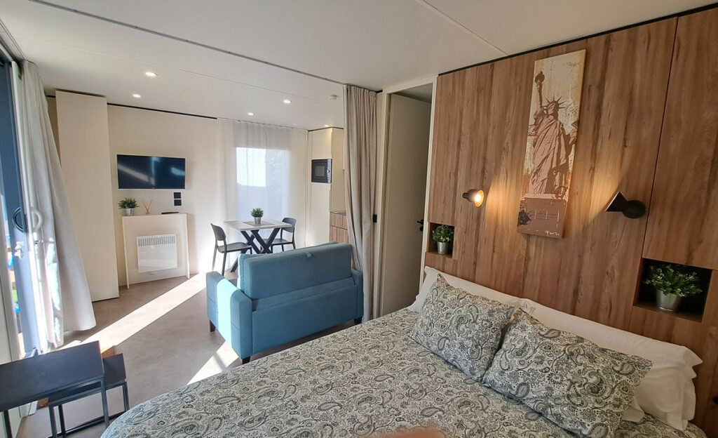 Mobil Homes Camping Ribadesella Dormitorio salon